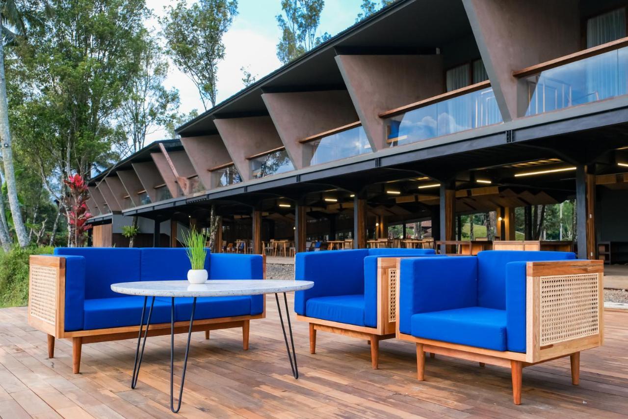 Teras Hotel Ijen Banyuwangi Бануванги Екстериор снимка